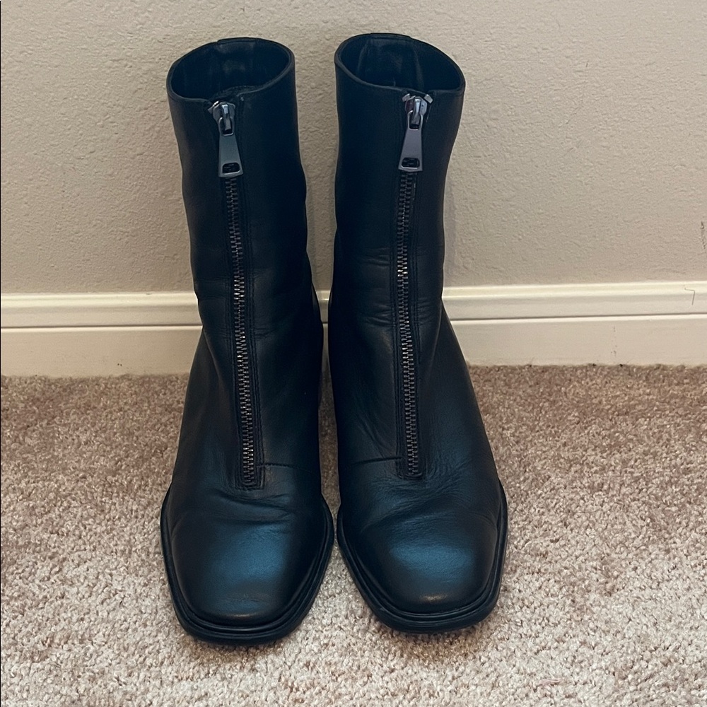 Zara Leather Front Zipper Boots